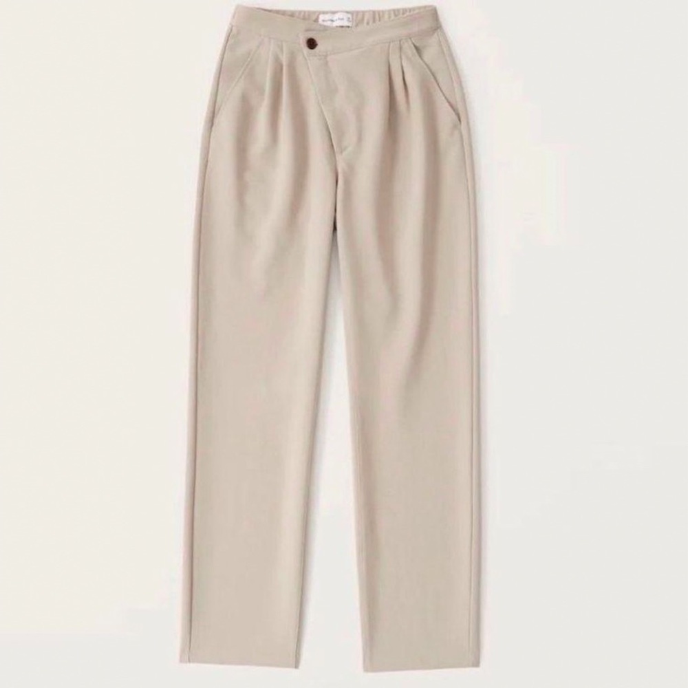 Abercrombie & Fitch - Tailored Dad Pants - Cream/Tan